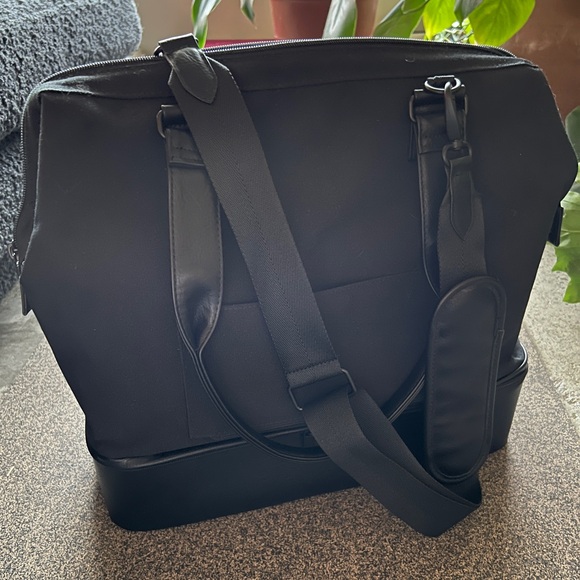 Beis The Convertible Mini Weekender in Black - Picture 7 of 10